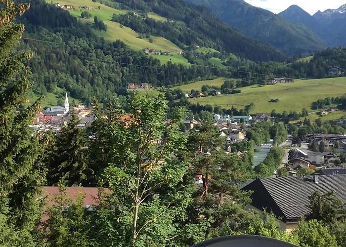 Planaiblick 公寓 *